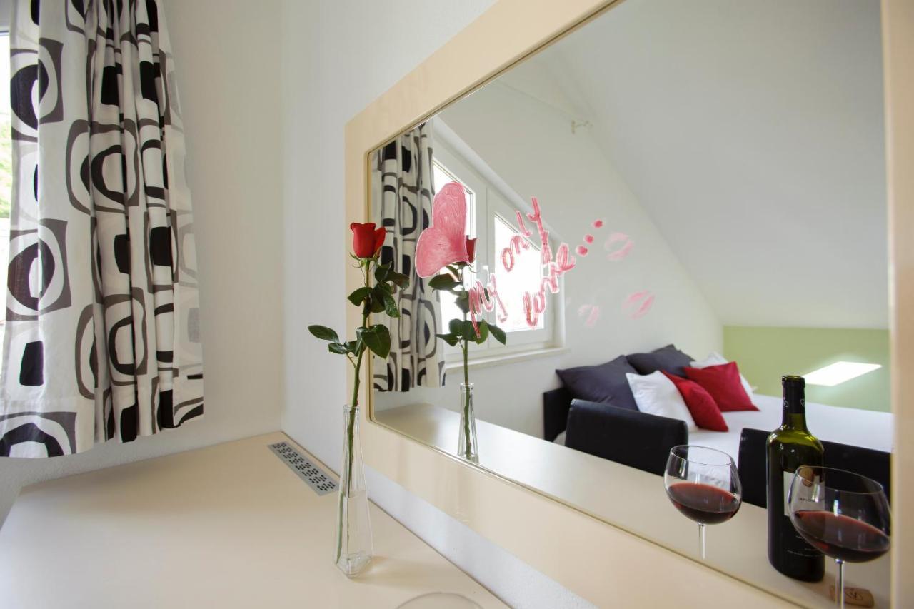 Room In Bb - Delightfull Room For 2 Promajna Dış mekan fotoğraf